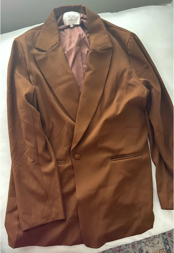 Revolve Blazer - Image 2