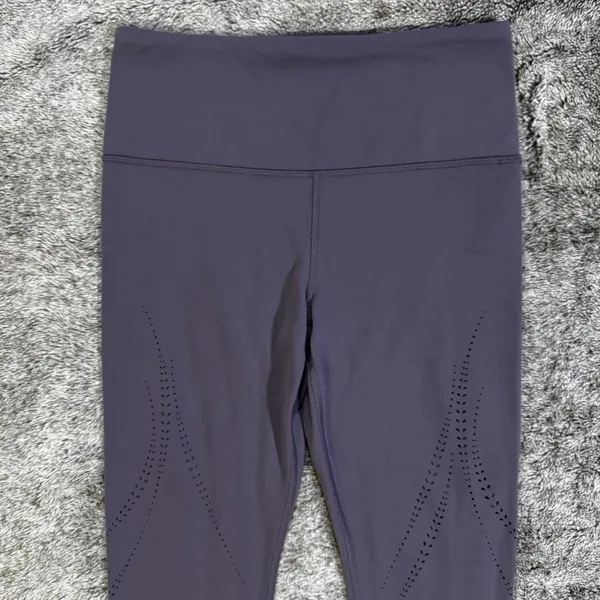 Athleta Elation Lasercut Tight Sz S - Image 3