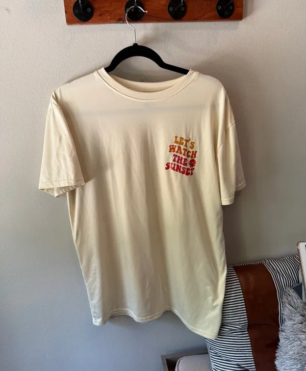 Let’s Watch The Sunset Short Sleeve Graphic Tee XS - Image 7