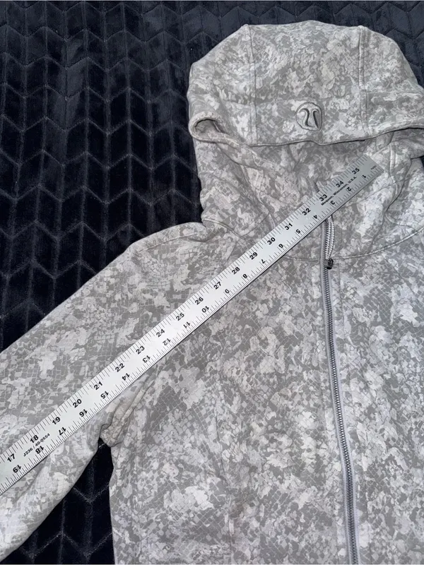 Lululemon Hooded‎ Define Jacket Nulu Hideaway Camo Starlight Size 10 - Image 8