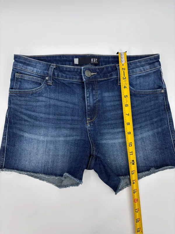 Kut from the Kloth Indigo Blue Frayed Hem Jean Shorts - Image 7
