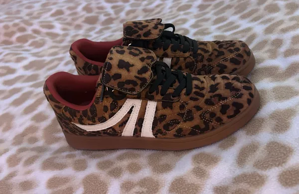 Steve Madden Madrid Sneakers - Image 2