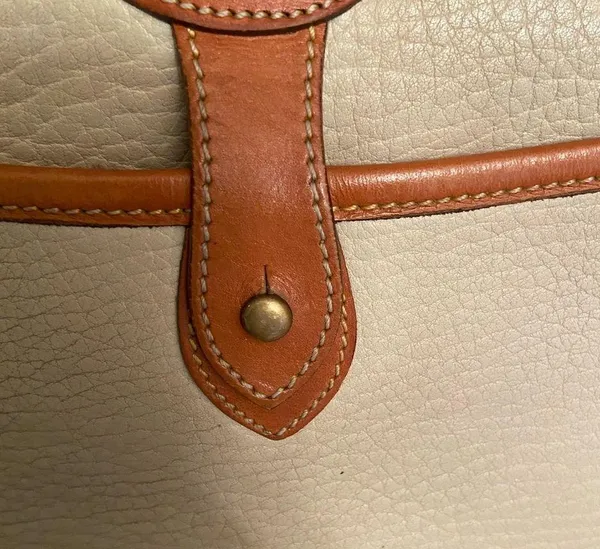 Dooney & Bourke All Weather Leather vintage bag - Image 2