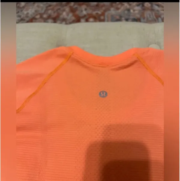 Lululemon Swiftly Tech Short Sleeve 2.0 - Image 5