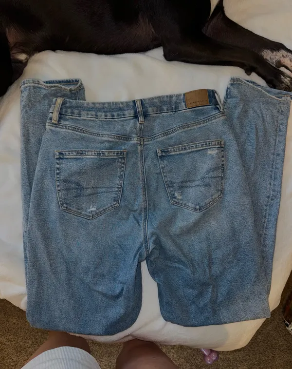 American Eagle mom jeans  - Image 3