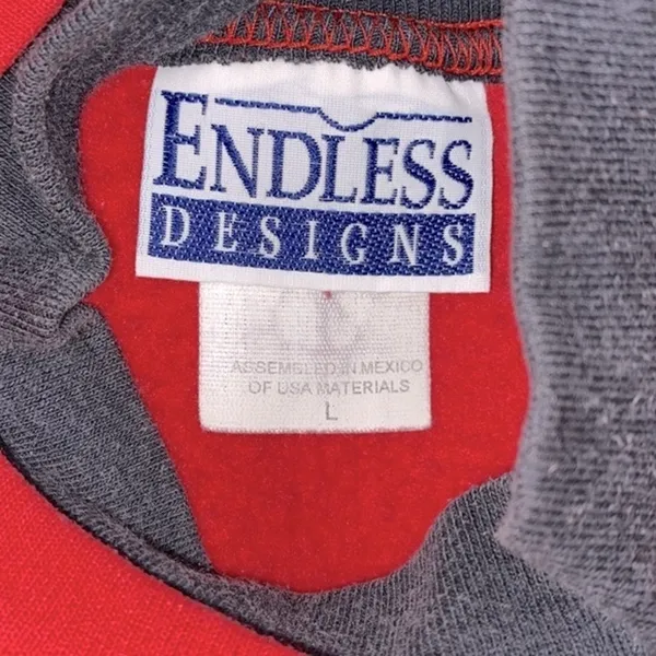 Endless Designs vintage red Christmas teddy bear sweater size large - Image 6