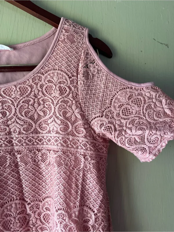 Daisy Pink Lace Fit & Flare Short Sleeve Dress - Image 3