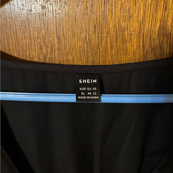 SHEIN Classic Black Maxi Dress - Image 3