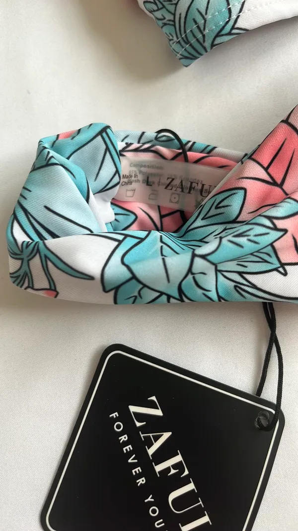 Zaful Floral Bikini - Image 5