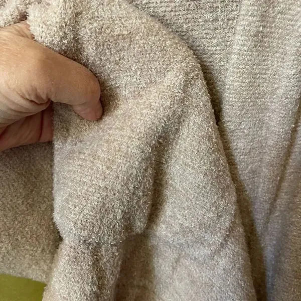 BAREFOOT DREAMS cozy chic lite size M hooded open front cardigan. - Image 4