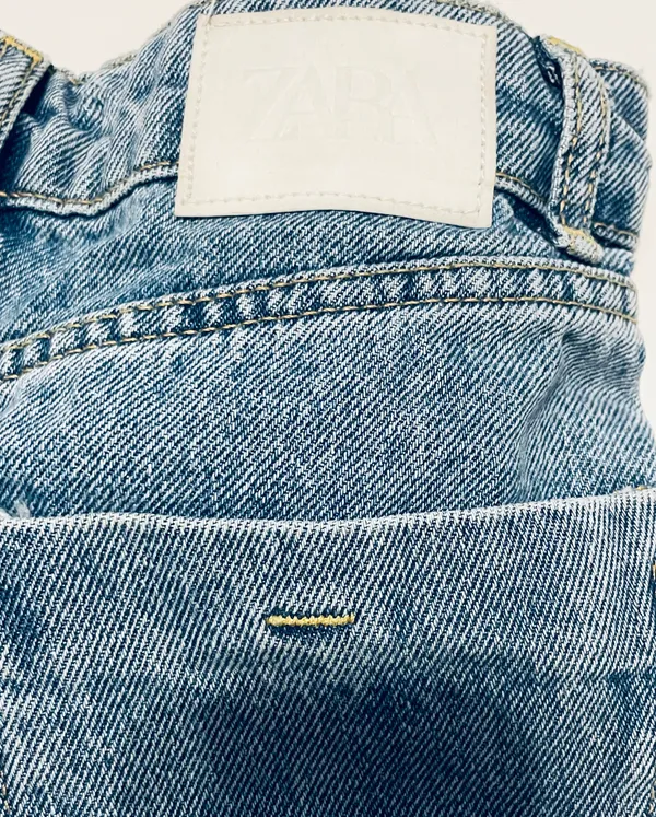 ZARA Denim Shorts Size 25 (US 0) (New with tag) - Image 3