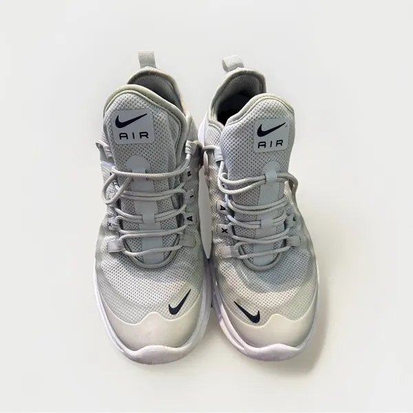 Nike Air Max Axis Women's Size 10 Running Shoes White Black Light Bone‎ - Image 2