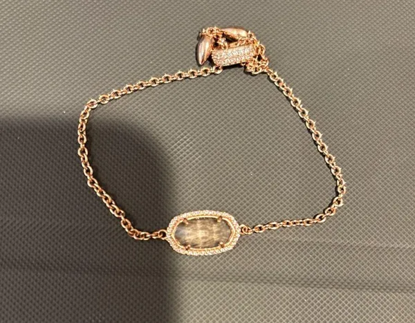 Kendra Scott Gold Bracelet with Clear Stone - Image 2