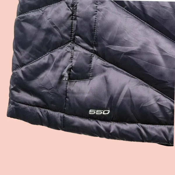 The North Face Women's Small Purple 550 Down Chevron Quilted Vest Pink Lining - Image 14