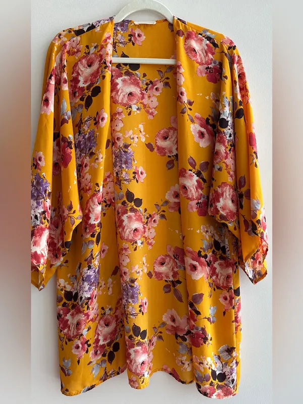 ADORA Golden Yellow Floral Bolero/Kimono Jacket/Cardigan, Size Small - Image 14