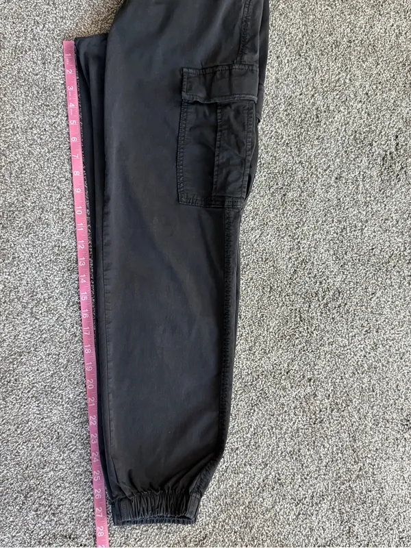 American Eagle Women’s Black Stretch Cargo Jogger Pants Size 4 Utility - Image 7