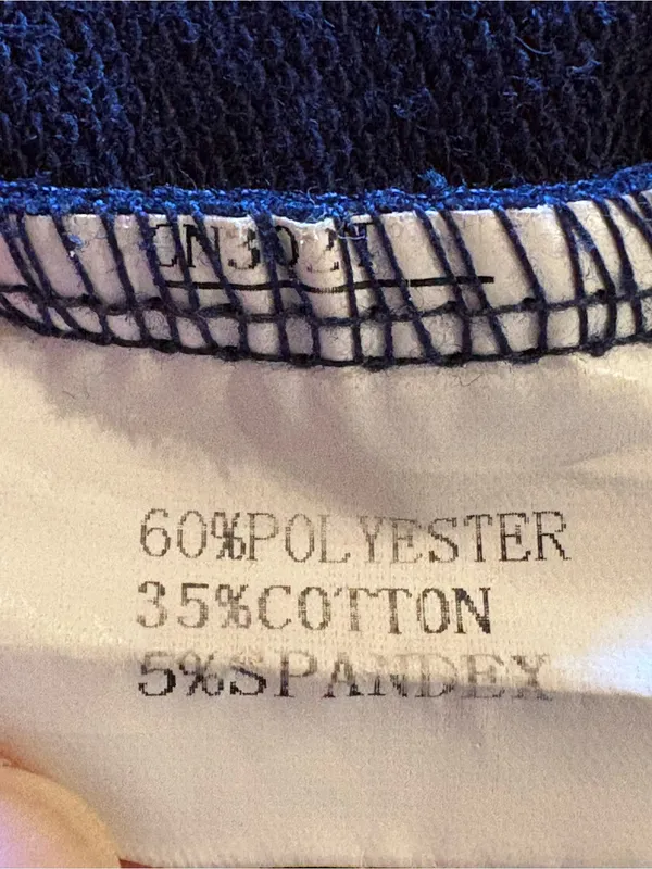 Women’s patriotic navy blue crewneck sweatshirt USA logo size M - Image 5