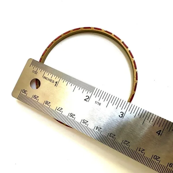 Red and gold tone brass bangle bracelet - Image 8