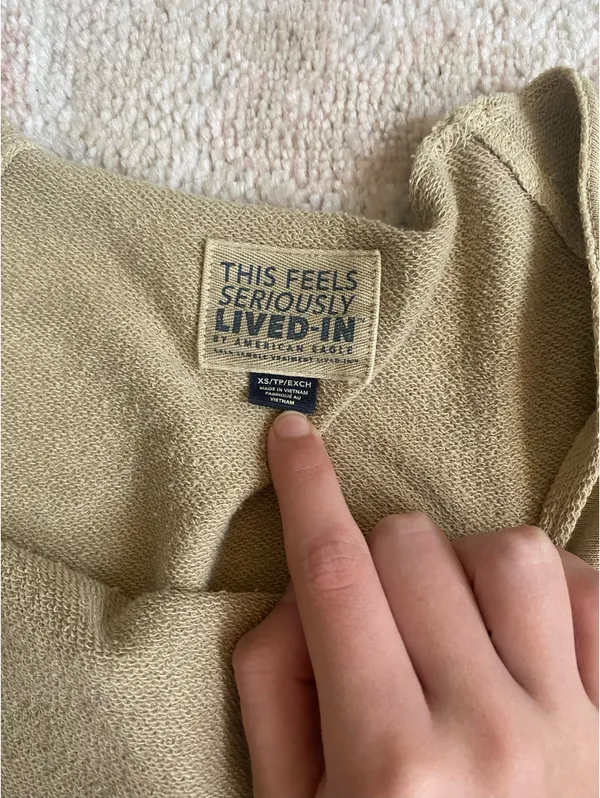 American Eagle sweatshirt - Image 2