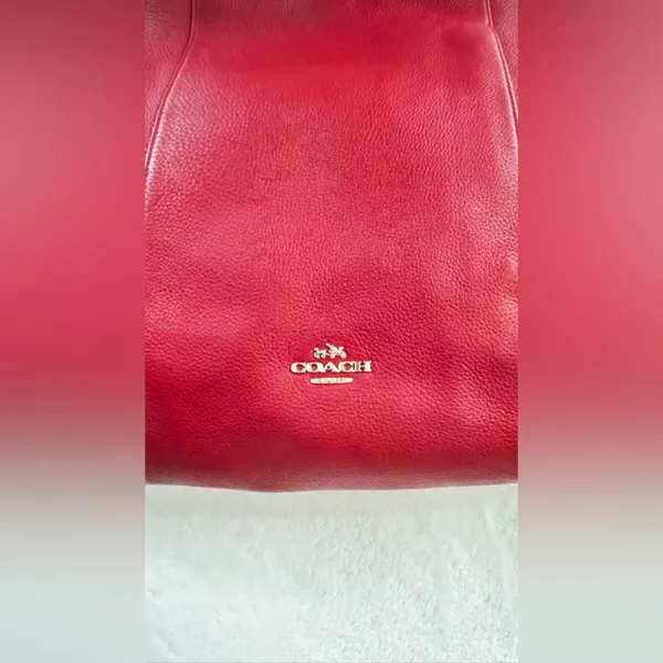 COACH Isabella Vibrant RED Leather Bag Shoulder Pebble Gold Hardware Handbag. - Image 3