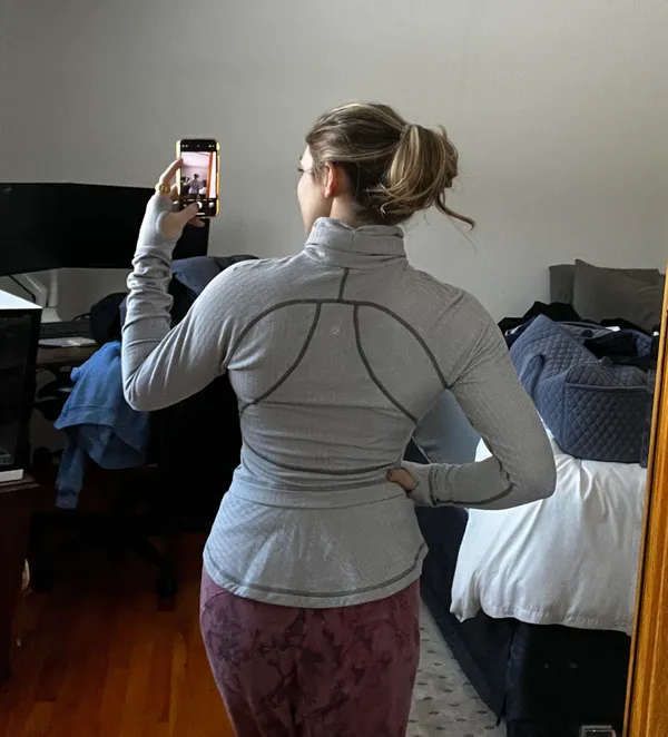 Lululemon jacket - Image 4