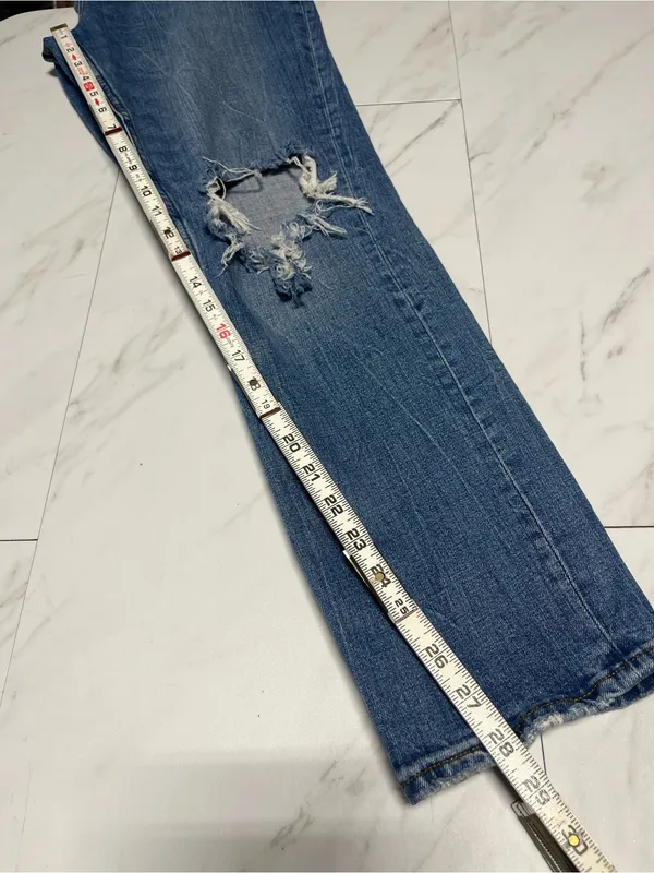 Abercrombie & Fitch Short Curve Love Ultra High Rise 90s slim straight Jeans 6 - Image 9
