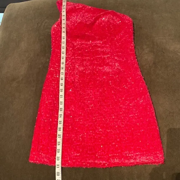 Women’s Sequined One Shoulder Short Pink Party or Prom Dress Size 4 - Image 10