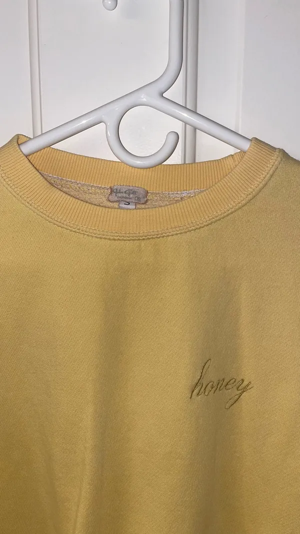 Brandy Melville Honey Sweatshirt Yellow - Image 2