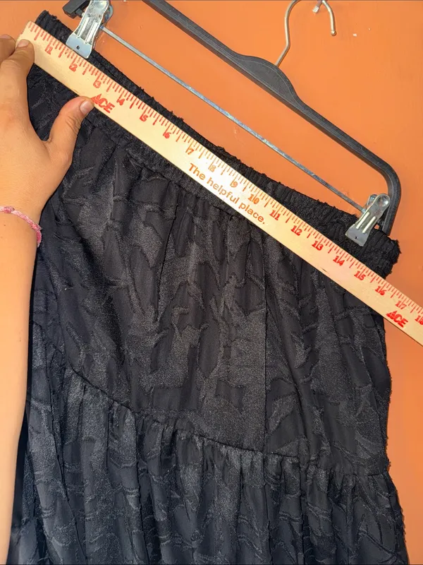 Michael Kors Black Tiered Midi Skirt with Jacquard Pattern - Image 7