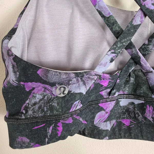 Lululemon Energy Bra Purple Grey Floral Strappy Back Sports Bra Size 8 - Image 3