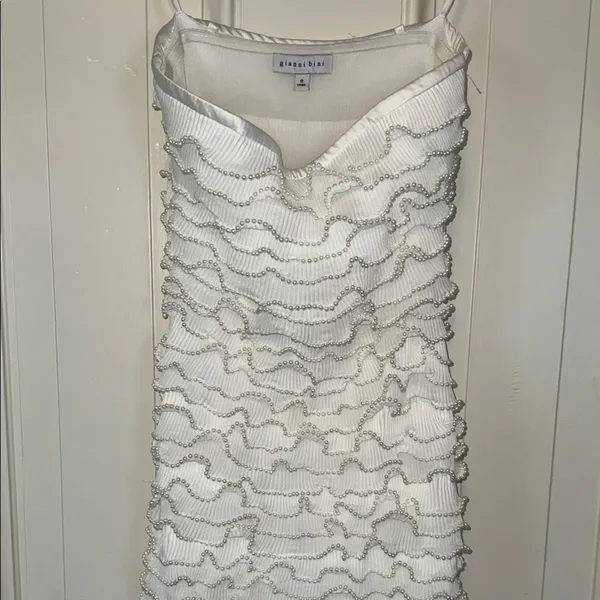NWOT Special Gianni Bini Strapless White Pearl Ruffle Trimmed and Textured Dress - Image 7