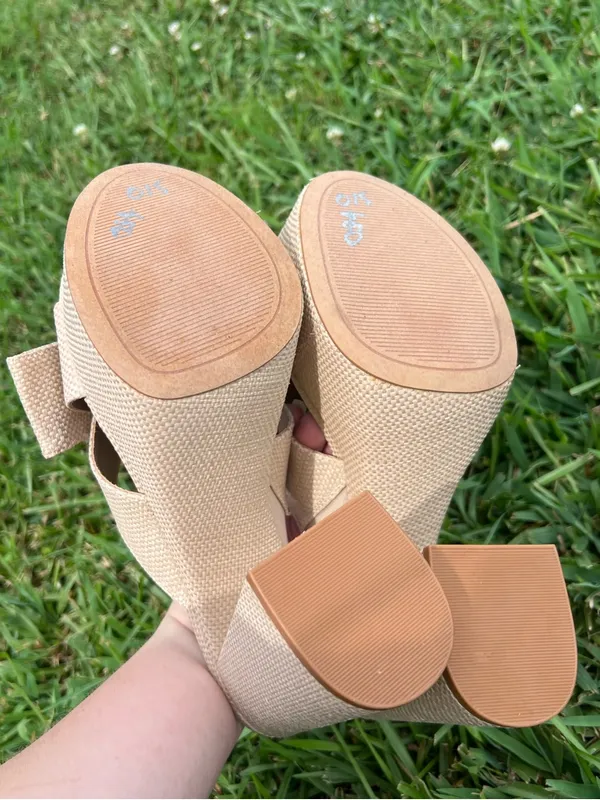 Chelsea & Violet Doris Raffia Knot Tan Chunky Block Sandals Size 9M - Image 6