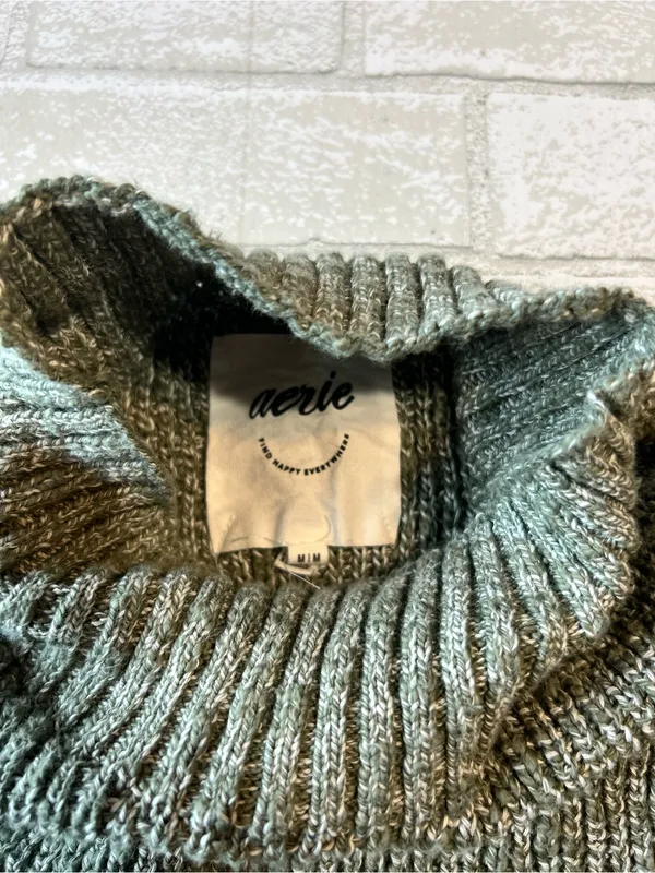 Aerie Hits the spot Mock neck Sweater Olive Green Marble size Medium - Image 4