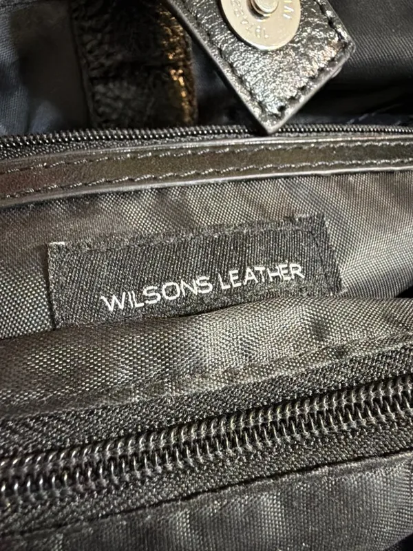 Vintage Wilsons Leather Black Shoulder Bag Magnetic Front Pocket Double Handles - Image 8