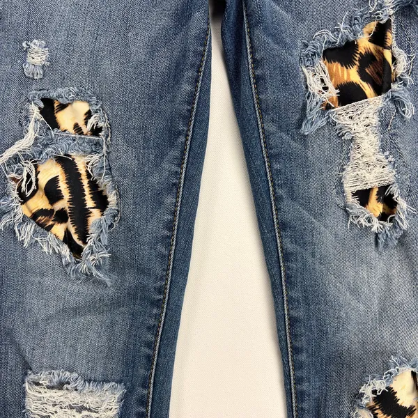 Judy Blue Mid Rise Skinny Fit Distressed Jeans Leopard Insets 8265MD Size 5/27 - Image 5