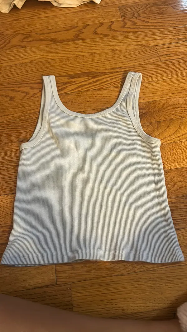 brandy melville baby blue tank top - Image 4