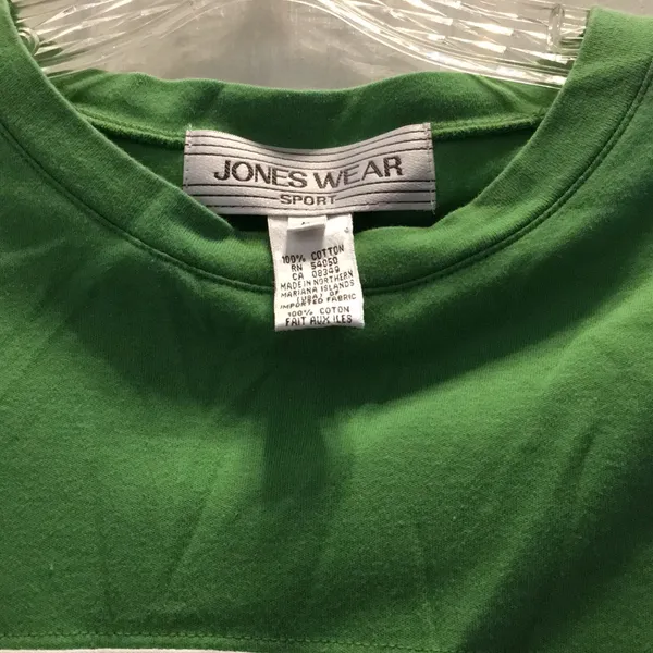 FINAL MARKDOWN Sporty jones wear top large - Image 3