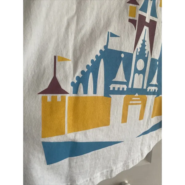 Disney World Vault Spirit Jersey Womens Size S White Castle 50th Cotton Top - Image 4