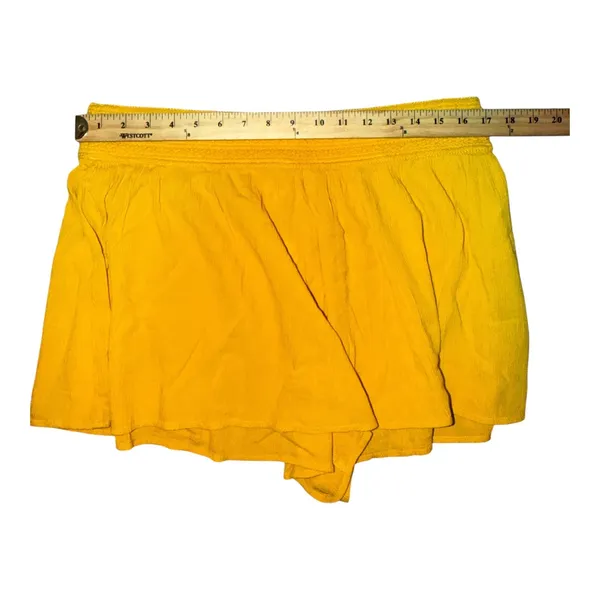 Aerie Mustard Flowy Pull On Shorts, Large - Image 7