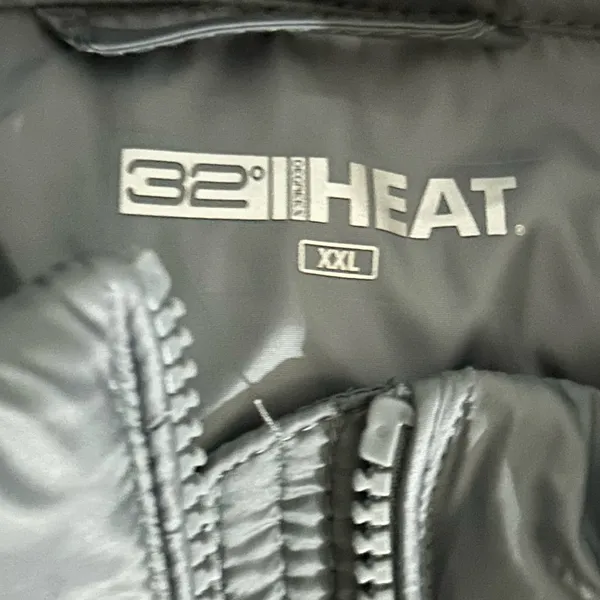 32 Degrees Women's Charcoal Puffer Vest - Image 4