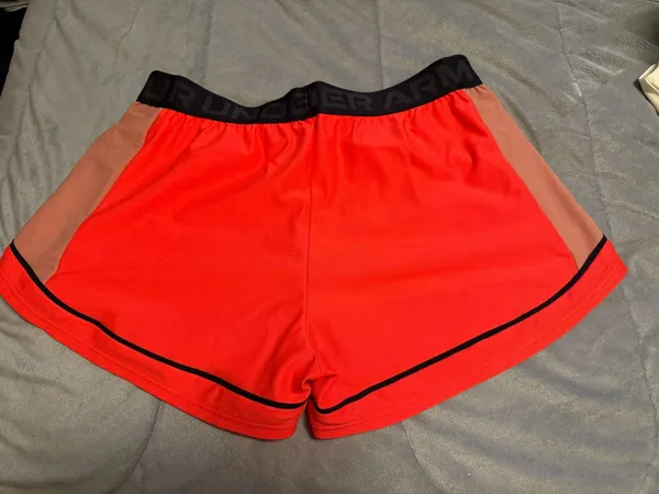 Orange Under Armour Shorts Women’s Medium - Image 3