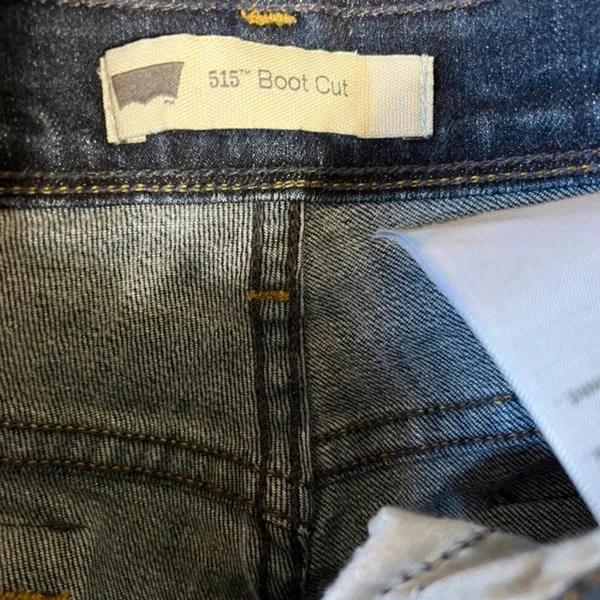 Levi's size 8 M‎ bootcut jeans - Image 6