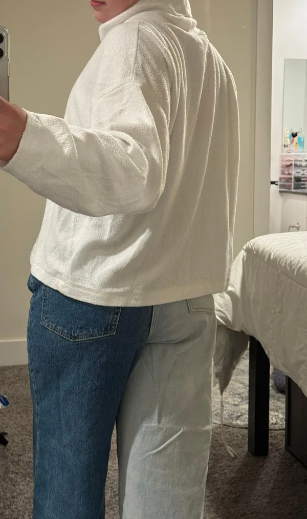 White Top - Image 2