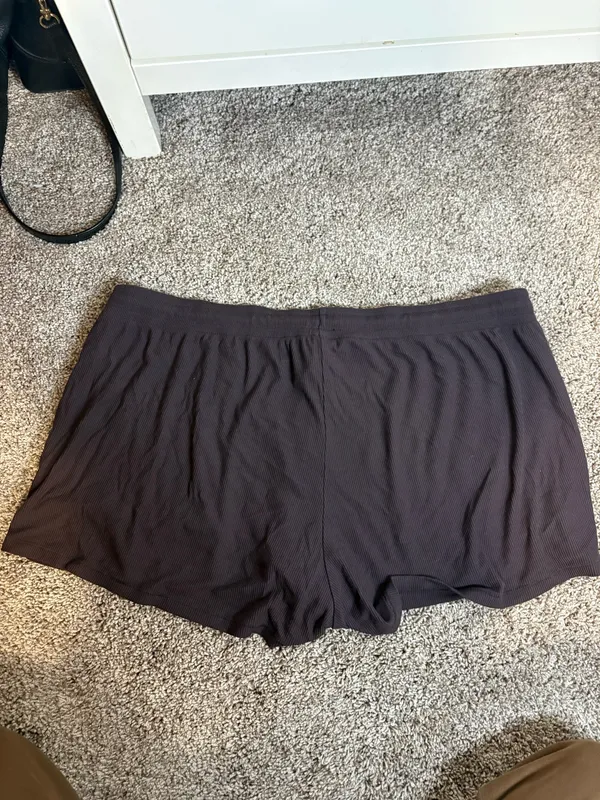 SKIMS Sweat Shorts - Image 2