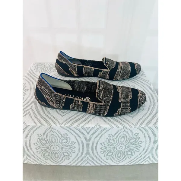 Rothy’s the almond loafer in black gold size 9 - Image 3