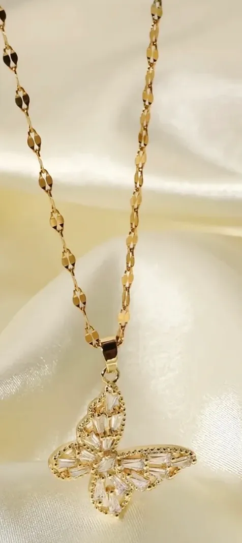Gold necklace with butterfly - Image 3