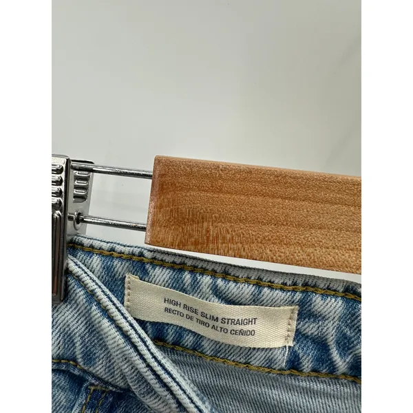 Universal Thread Jeans Womens 4/27 Light Wash High Rise Slim Straight Blue Denim - Image 6