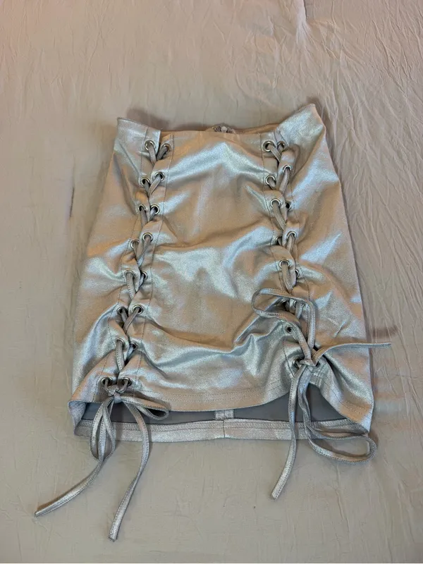 Silver Lace - Image 2