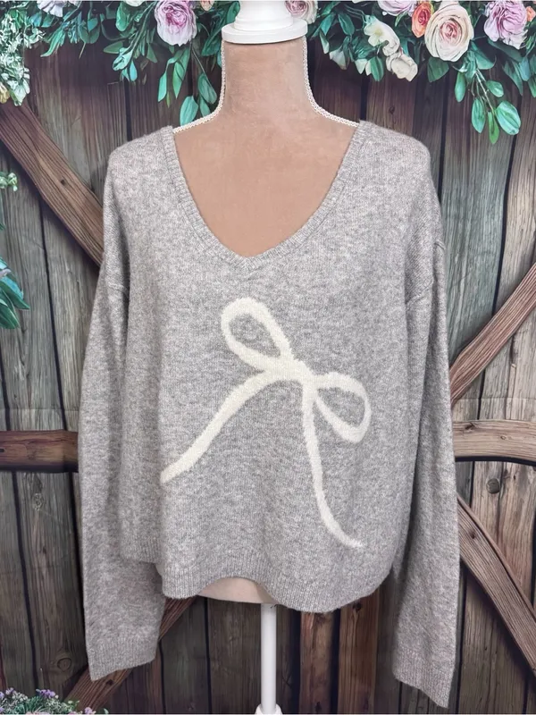 American Eagle Heather Grey Coquette Bow V-Neck Sweater Womens Size Large New - Image 4