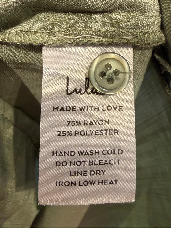 Lulu's Women’s Olive Button-Front Short Sleeve Collard Blouse Shirt Size Large - Image 5